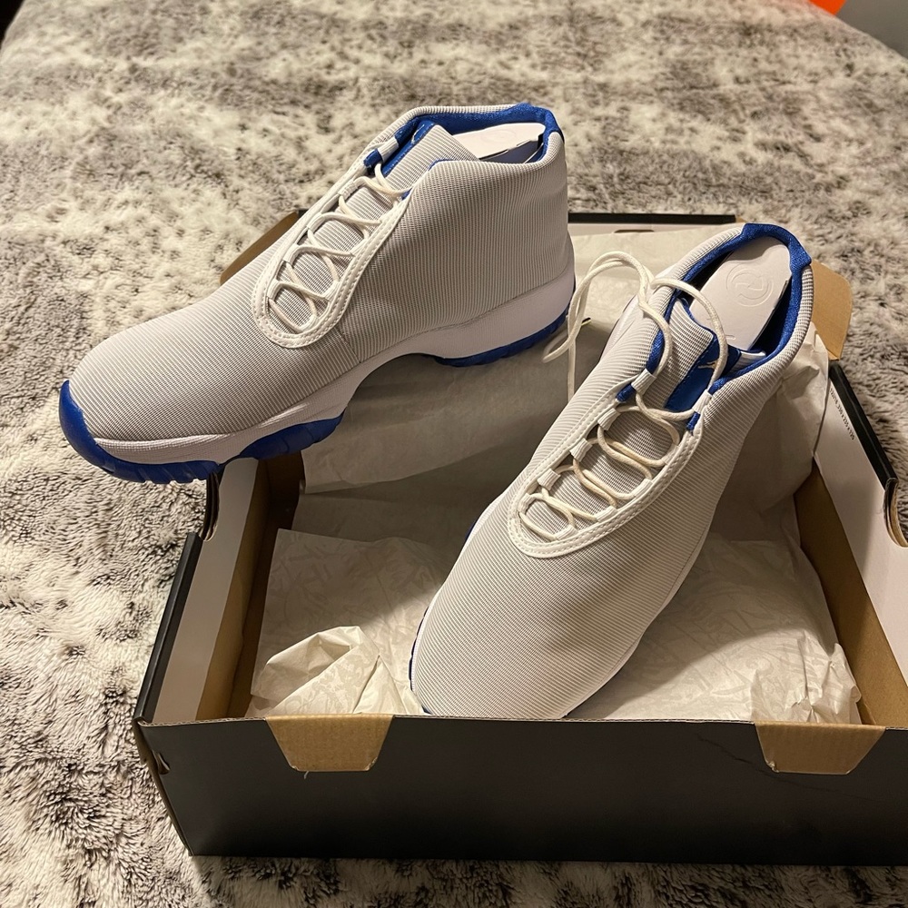 Air Jordan Futures size 10